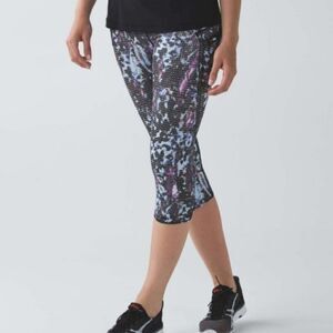 LULULEMON ATHLETICA RUN TOP SPEED CROP SIZE 10